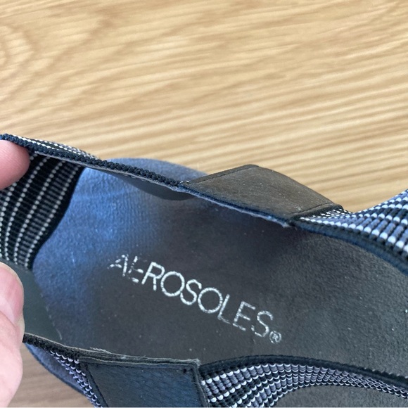 Aerosoles Size 10 Black, Grey & White Elastic Sandals - Picture 6 of 8